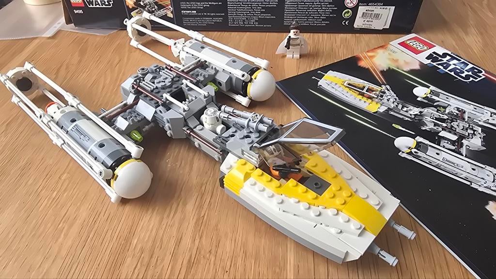 LEGO Star Wars 9495 Gold Leader Y-wing Starfighter, Ophalen of Verzenden, Zo goed als nieuw, Losse stenen, Lego