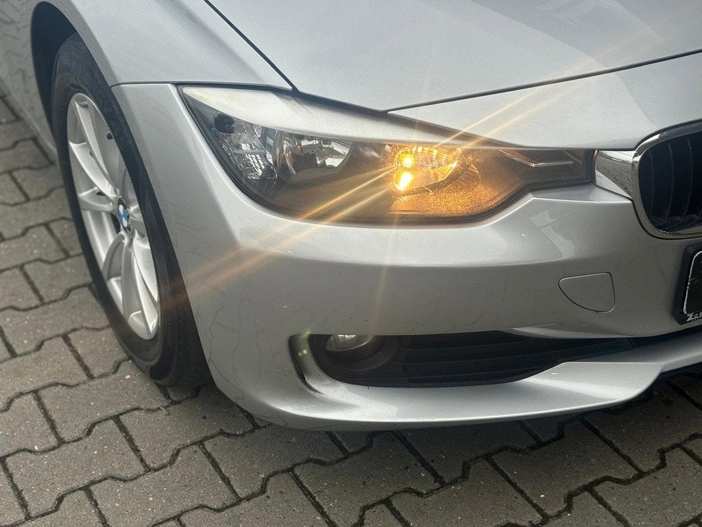 BMW 3-serie Touring 316d Executive, Achterwielaandrijving, 4 cilinders, 116 pk, Automatische klimaatregeling