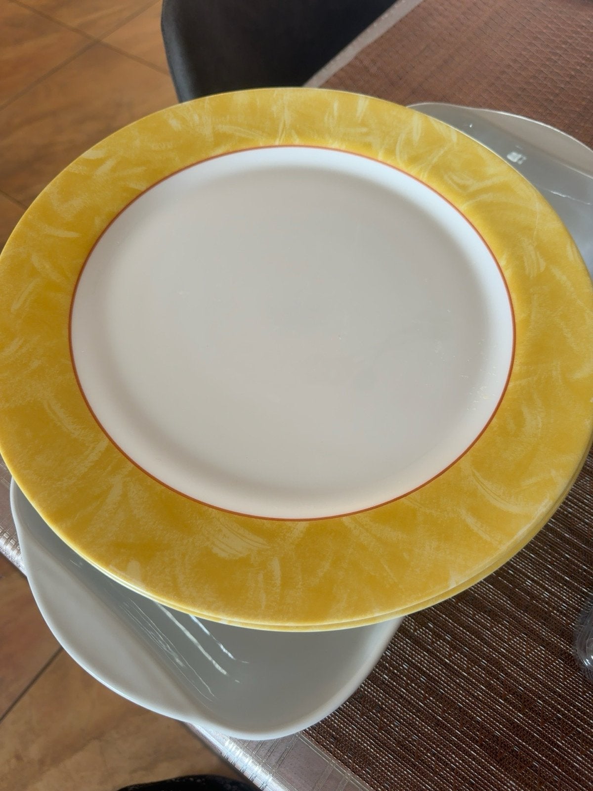 3 Arcopal borden geel met wit, 31 cm, Ophalen, Gebruikt, Overige merken, Glas