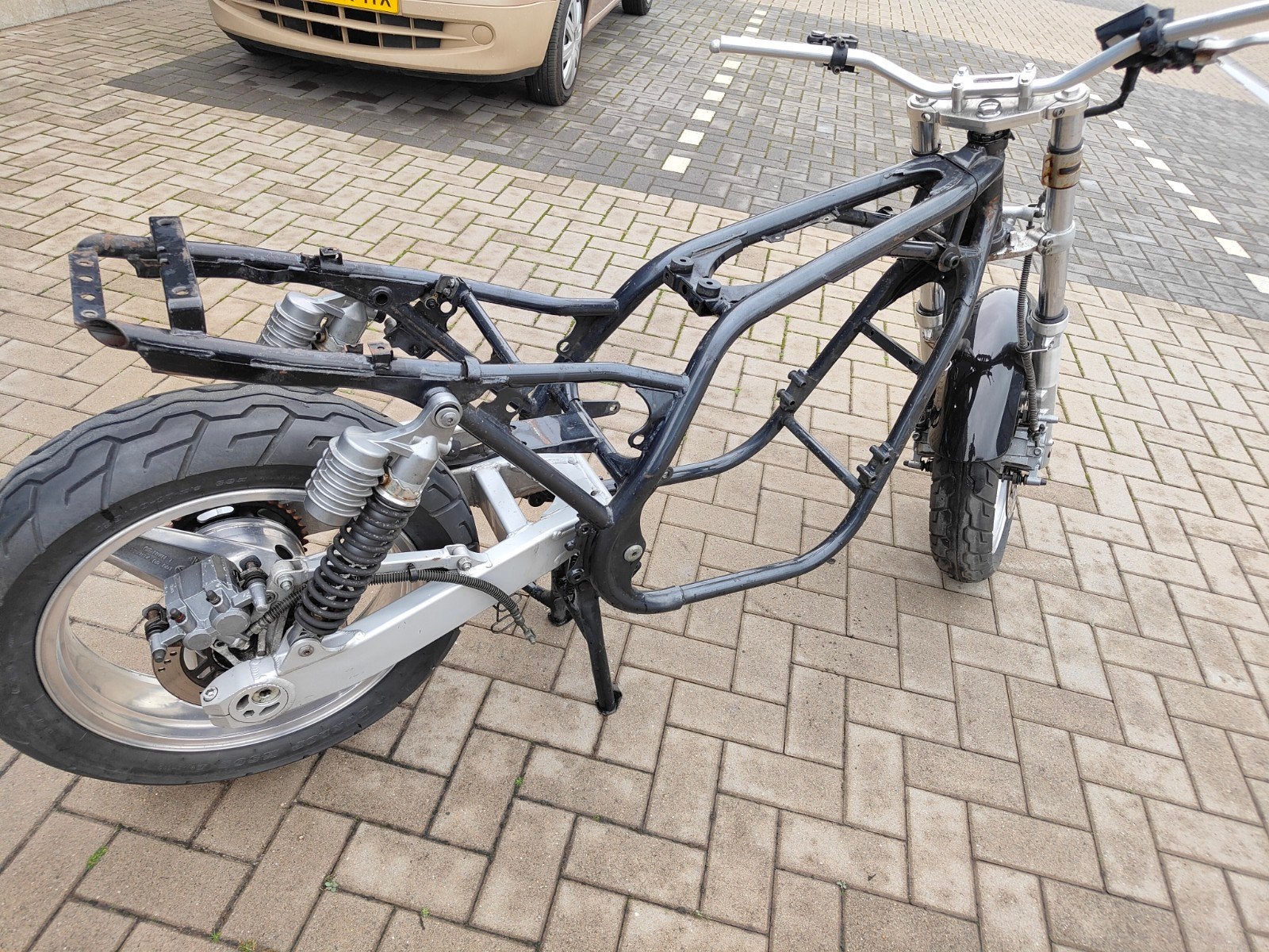 Kawasaki Zephyr 750 rollend frame, Sport, Particulier