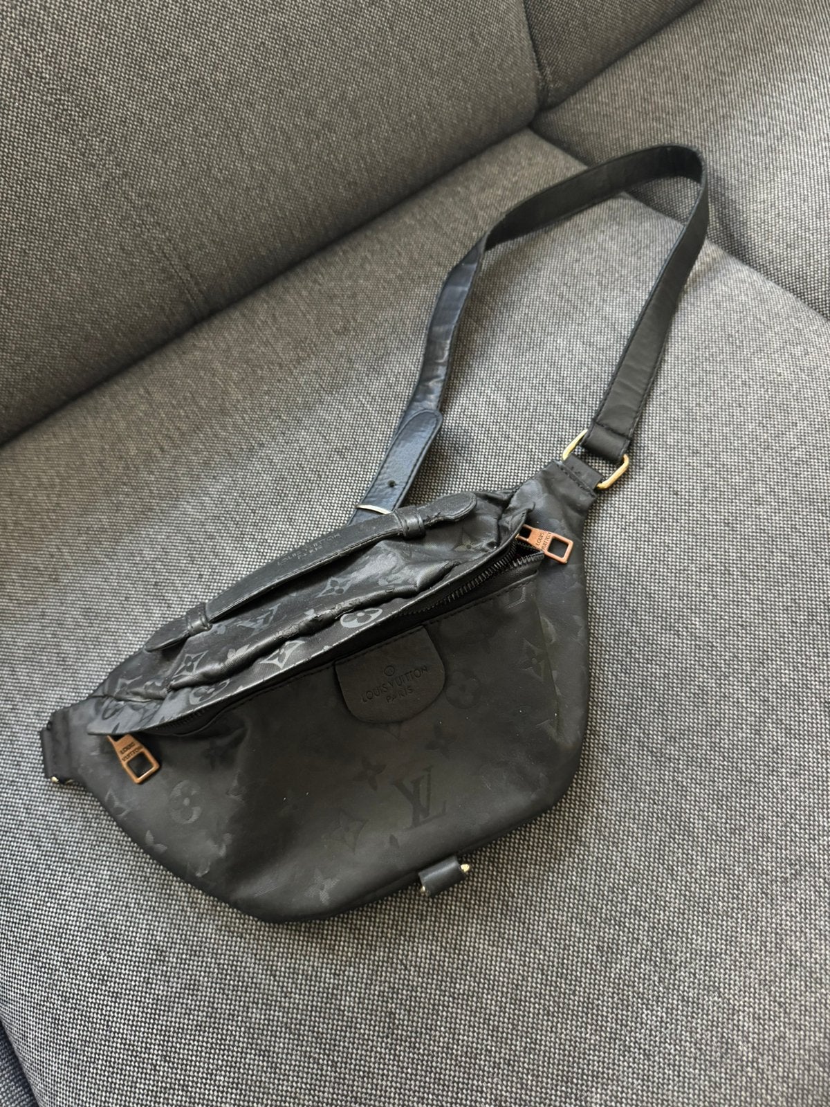 Mooie Louis Vuitton heuptas/crossbody tas, Ophalen of Verzenden, Nieuw