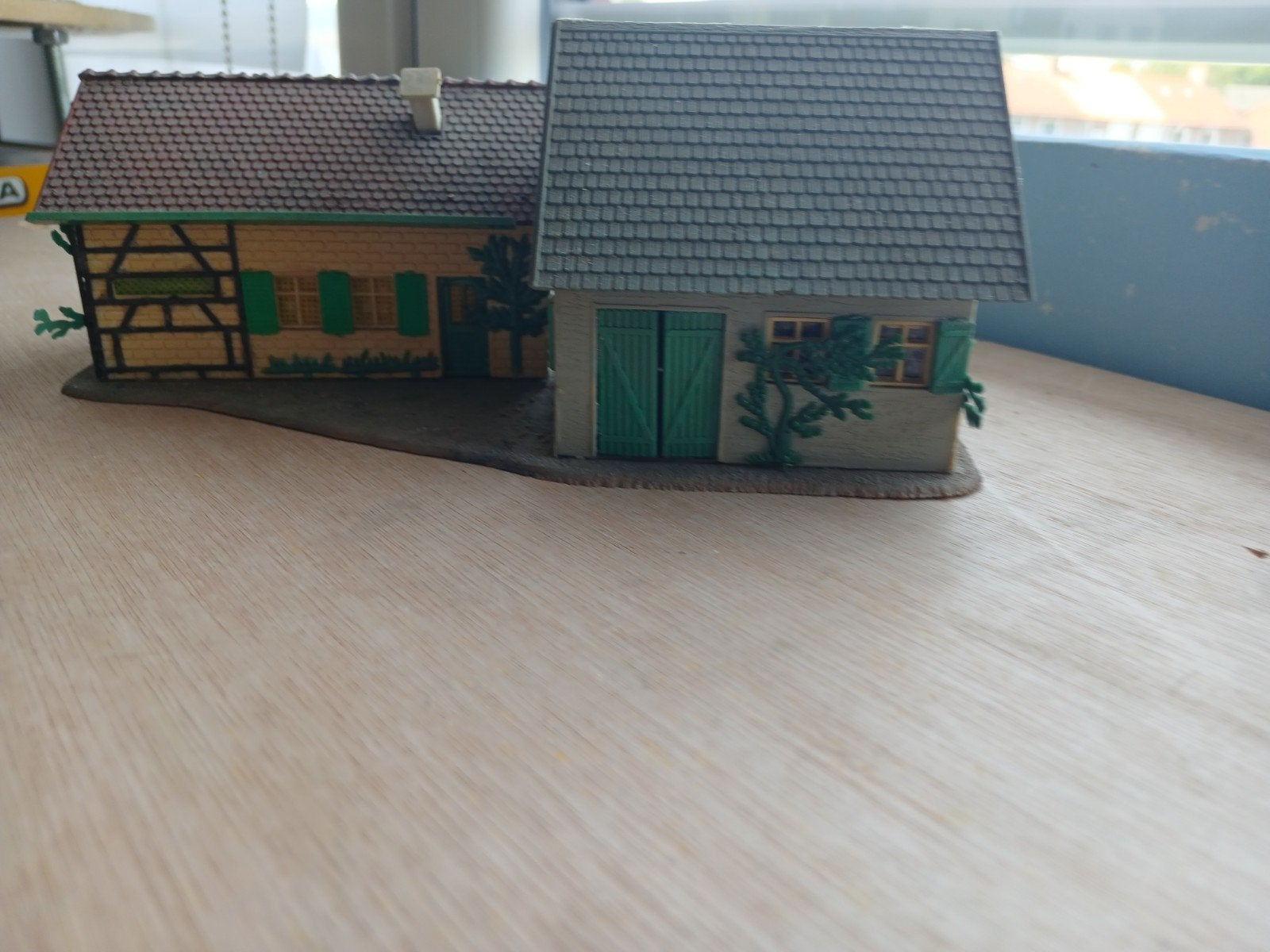 Mooie boerderij voor spoorbaan, Ophalen of Verzenden, Gebruikt, Brug, Tunnel of Gebouw