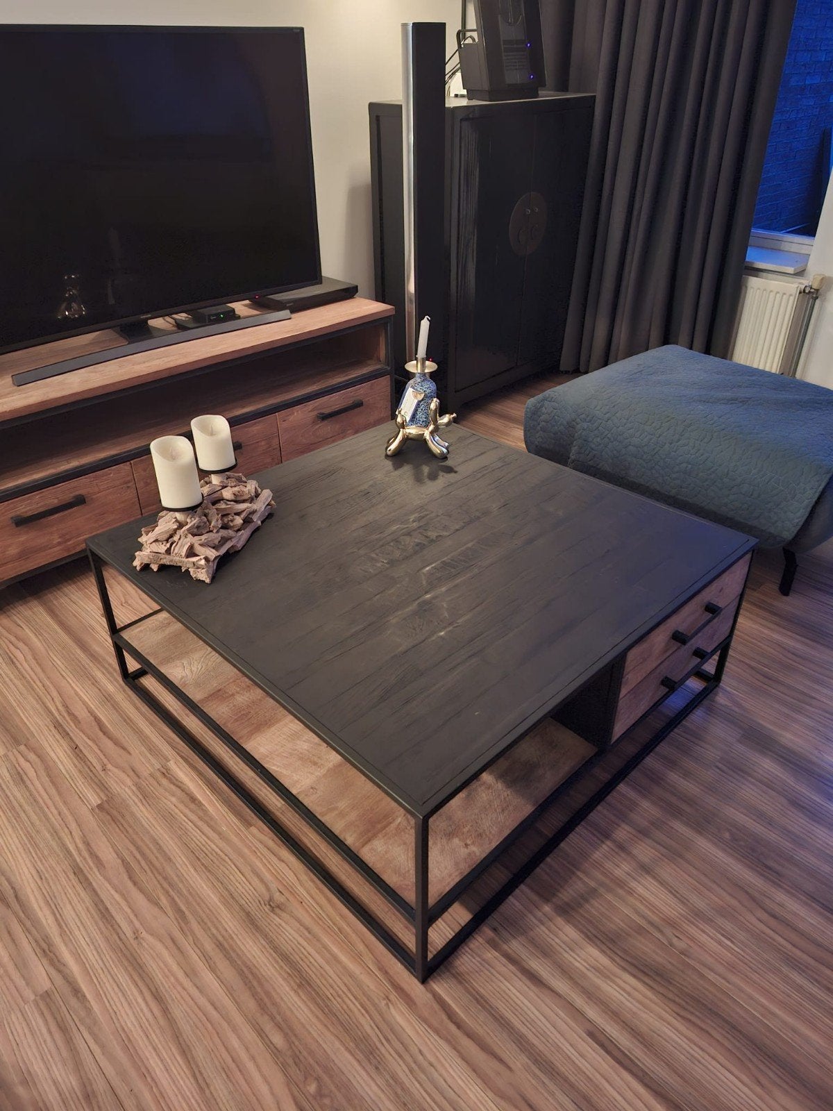 Robuuste salontafel met lades - industrieel design, Huis en Inrichting, Ophalen, 100 tot 150 cm, 50 tot 100 cm, Zo goed als nieuw