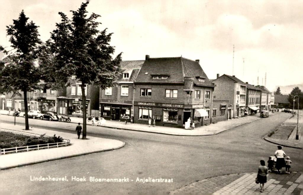 Lindenheuvel Hoek Bloemenmarkt - Anjelierstraat # 258, Verzamelen, Ansichtkaarten | Nederland, Verzenden, 1940 tot 1960, Gelopen