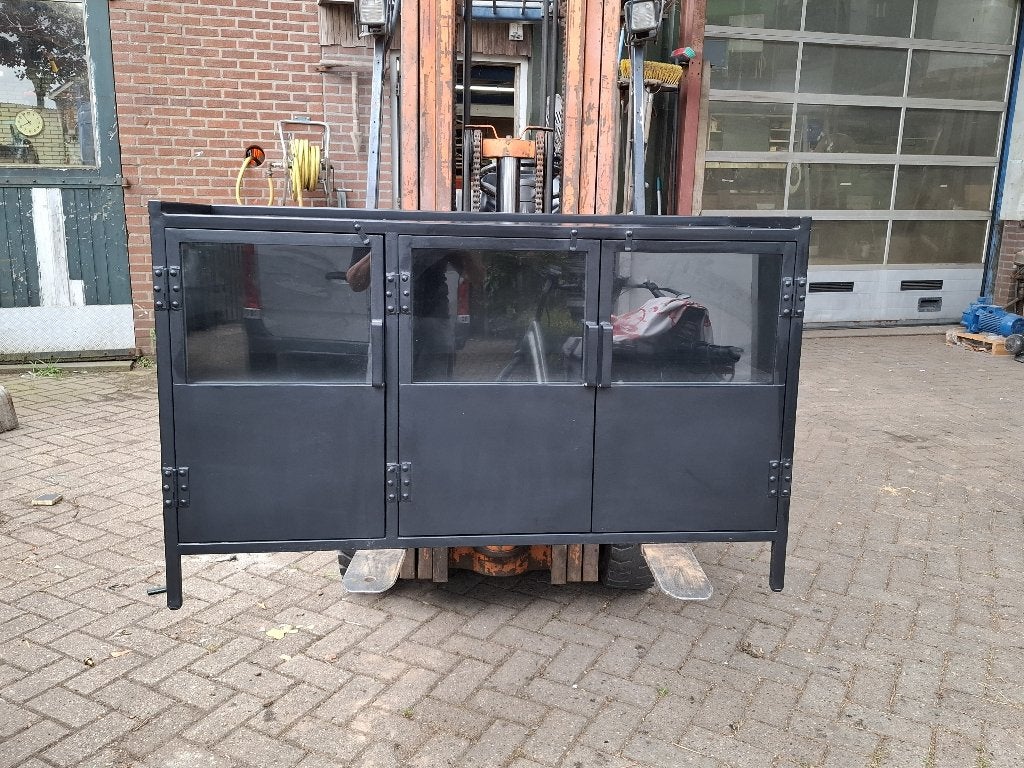 industriele zwarte kast, Ophalen, Gebruikt, 100 tot 150 cm, Minder dan 100 cm