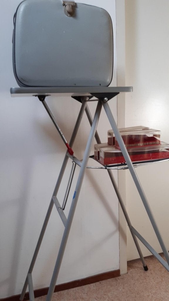Diaprojector met tafel, Ophalen, Gebruikt