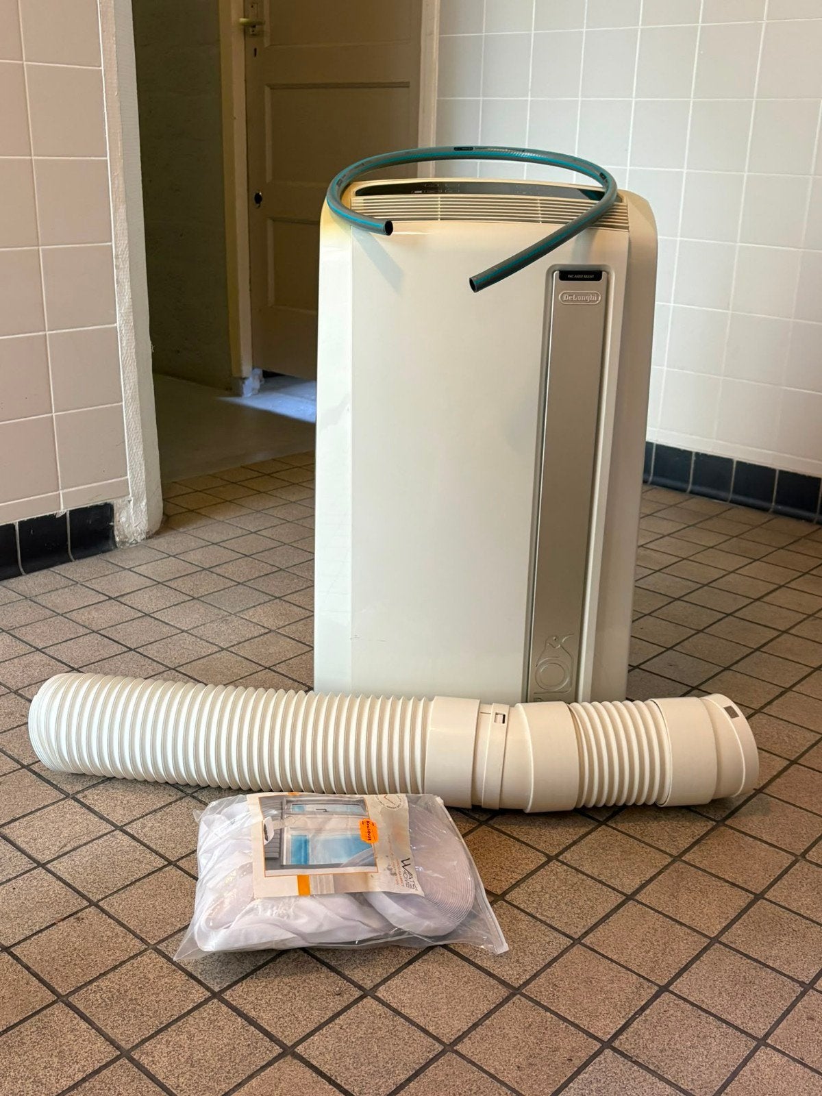 DeLonghi Pinguino PAC AN112 Silent Mobiele Airco, Ophalen, Gebruikt, Energieklasse A of zuiniger, 3 snelheden of meer