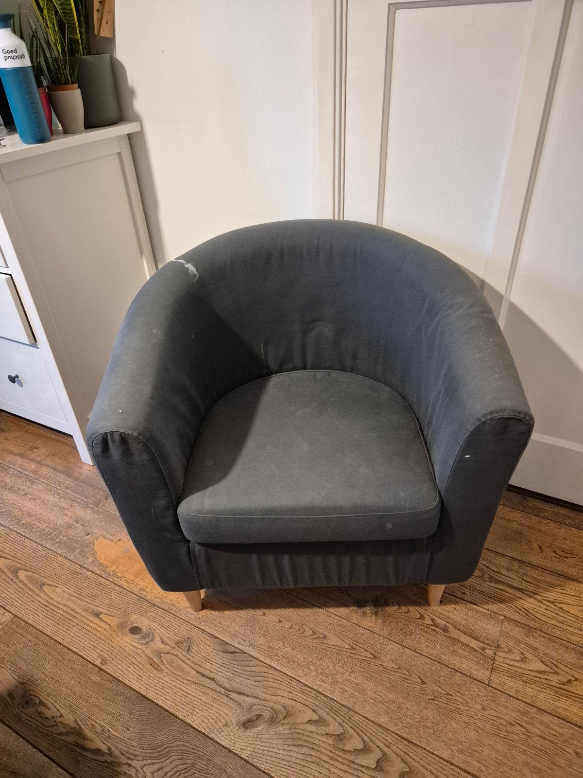 Ikea Tullsta kuipstoel, Huis en Inrichting, Ophalen, Gebruikt, Grijs, Eén