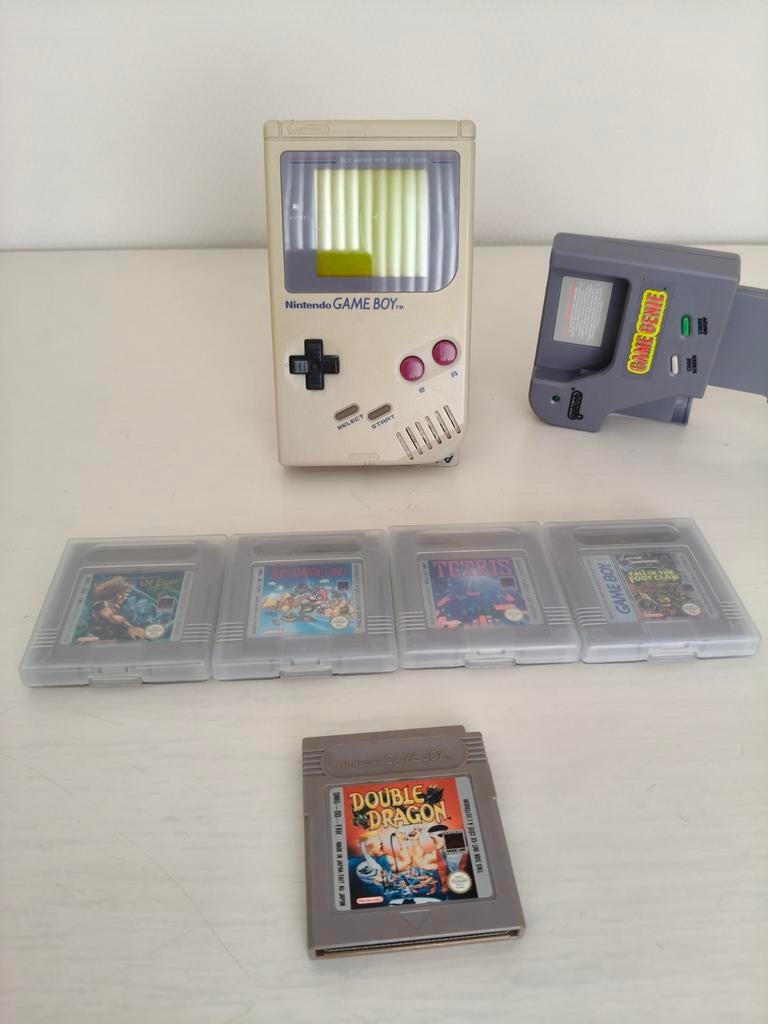 Nintendo Game Boy DMG-01 set + games & Game Genie, Spelcomputers en Games, Spelcomputers | Nintendo Game Boy, Gebruikt, Ophalen of Verzenden