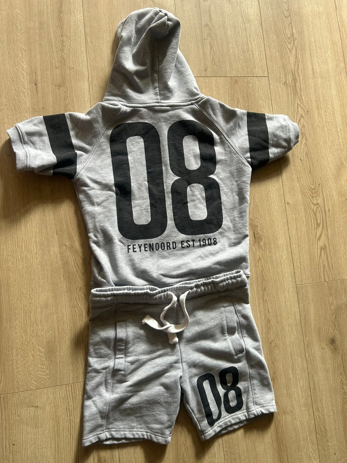 Feyenoord casual 128, Ophalen of Verzenden, Zo goed als nieuw
