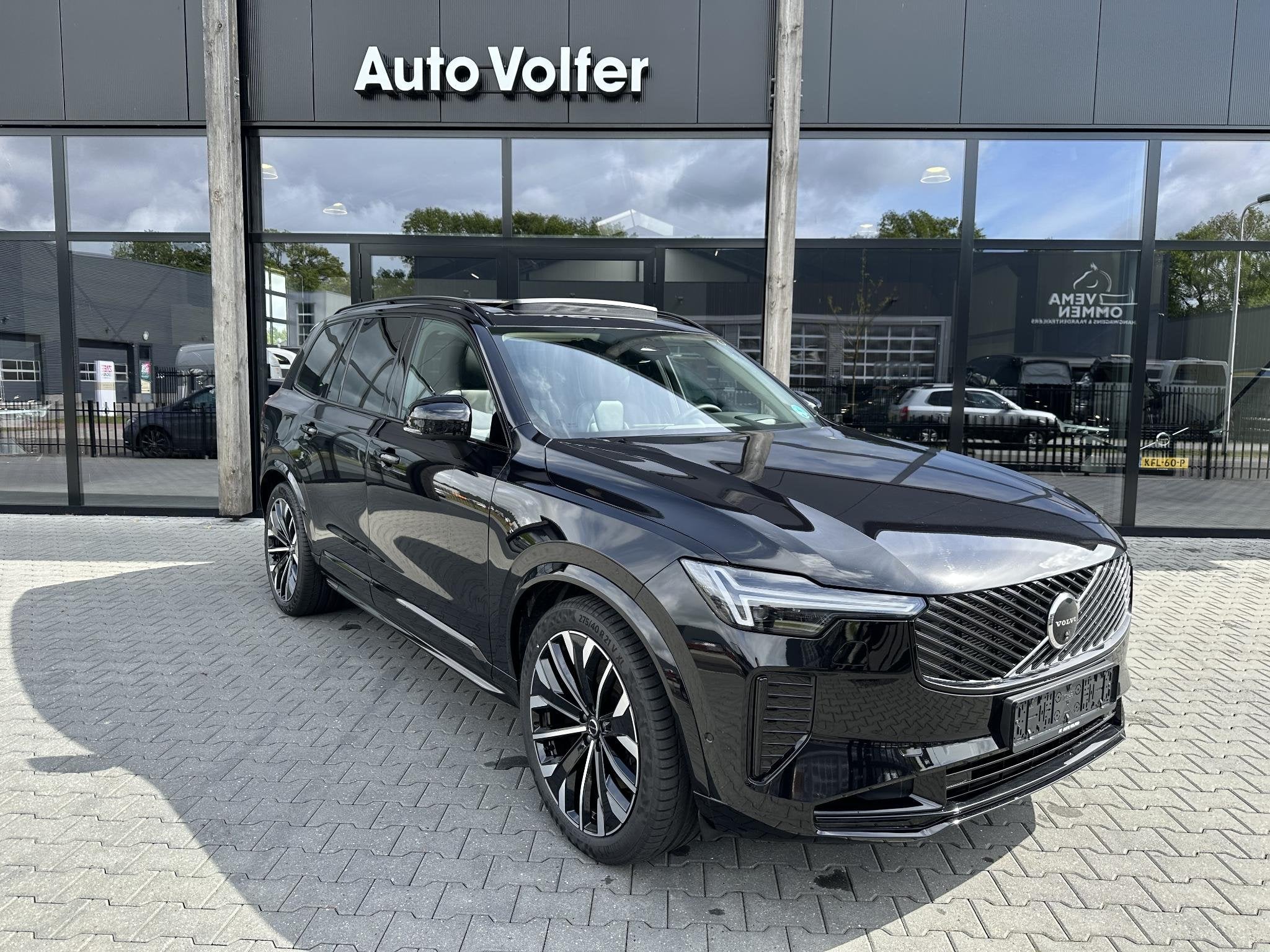 Volvo XC90 2.0 T8 Recharge AWD Ultra Dark B&W|Facelift|FOUR-, Gebruikt, Euro 6, 4 cilinders, 1969 cc