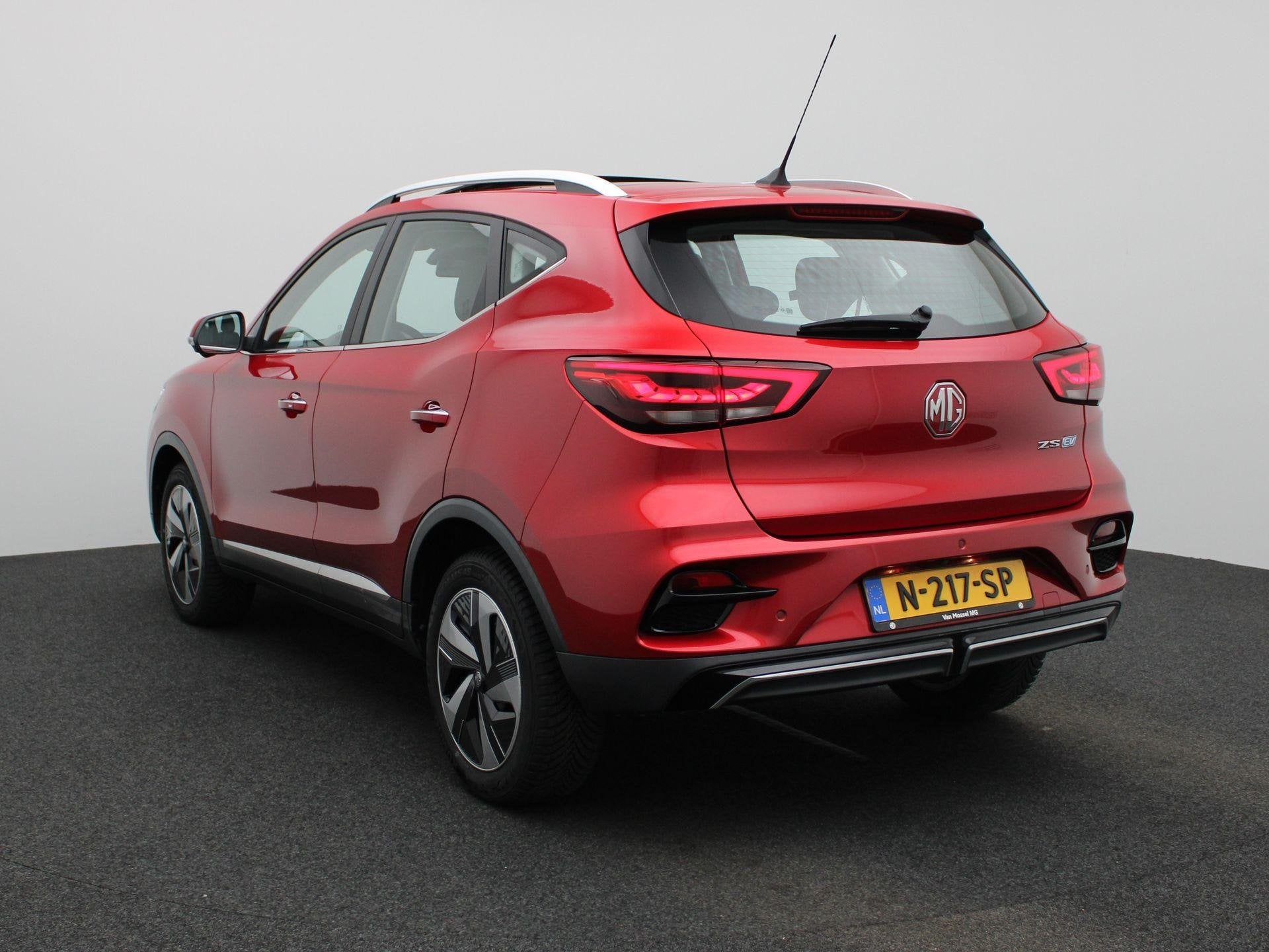 MG ZS EV Long Range Luxury 70 kWh, Auto's, 12 maanden, Gebruikt, ZS, Origineel Nederlands