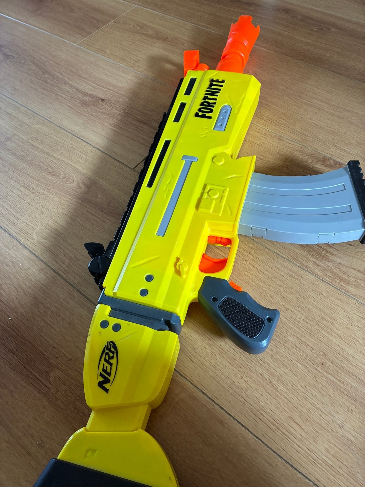 Nerf Fortnite AR-L Blaster - Geel, Ophalen of Verzenden, Gebruikt