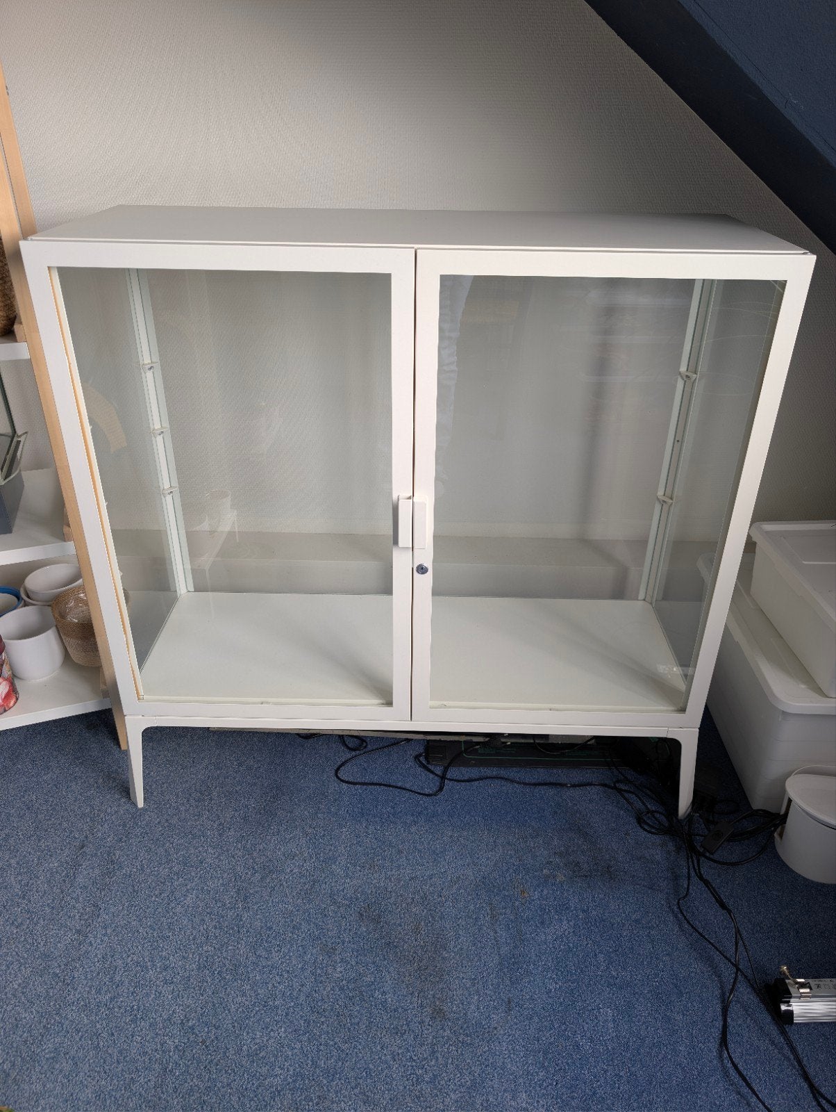 IKEA Milsbo Wide Vitrinekast - Ideaal als Plantenkast, Huis en Inrichting, 100 tot 150 cm, Ophalen of Verzenden, Glas, Minder dan 100 cm
