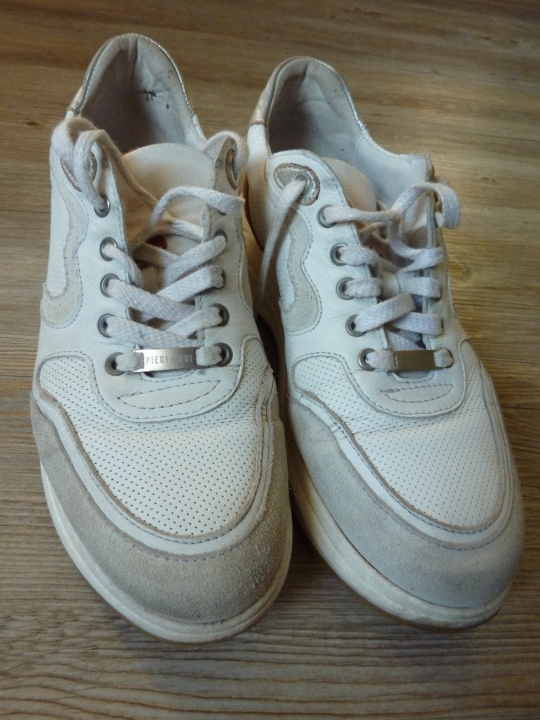 Vrijetijd sneakers te koop., Wit, Ophalen of Verzenden, Piedi Nudi, Sneakers of Gympen