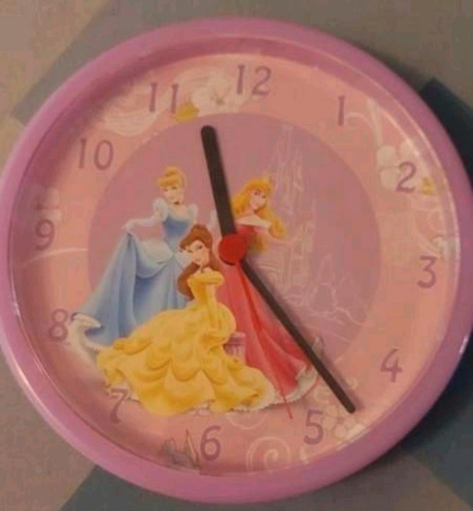 Disney Prinsessen Wandklok - Perfect voor Kinderkamer, Ophalen, Gebruikt, Wandklok