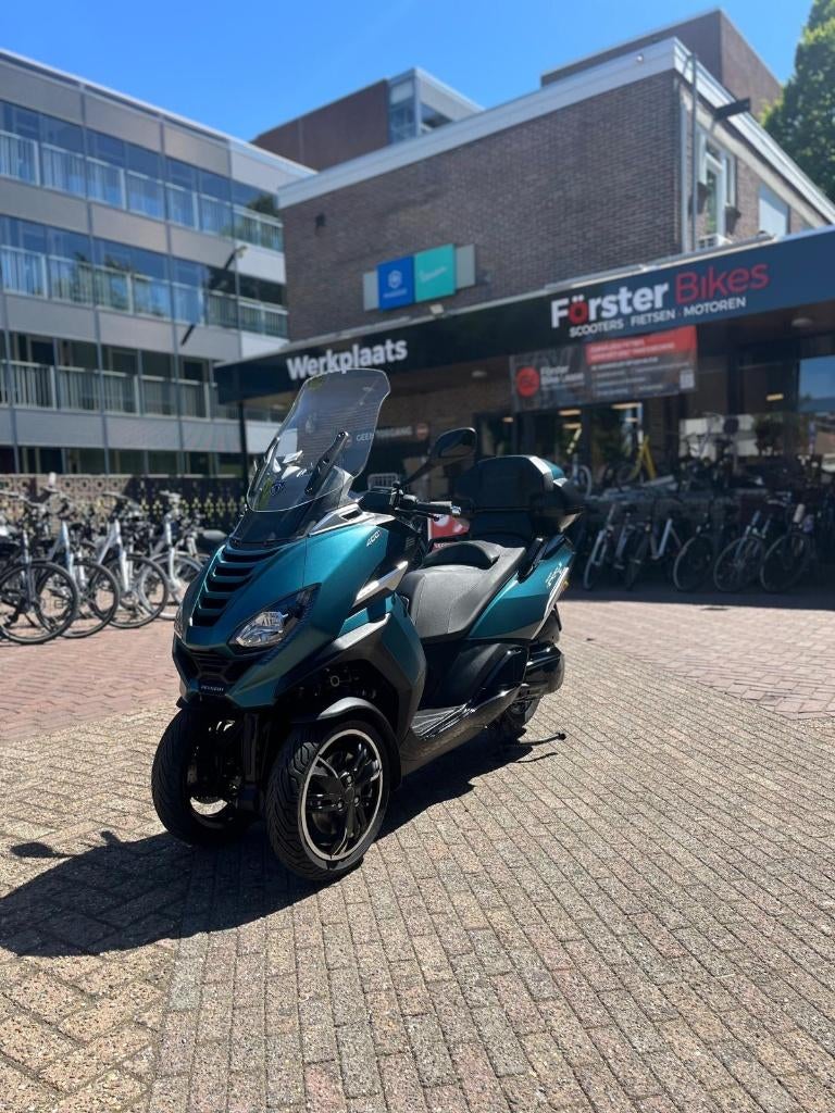 Peugeot Metropolis 400 SW, Scooter, 399 cc, Automaat, 1 cilinder