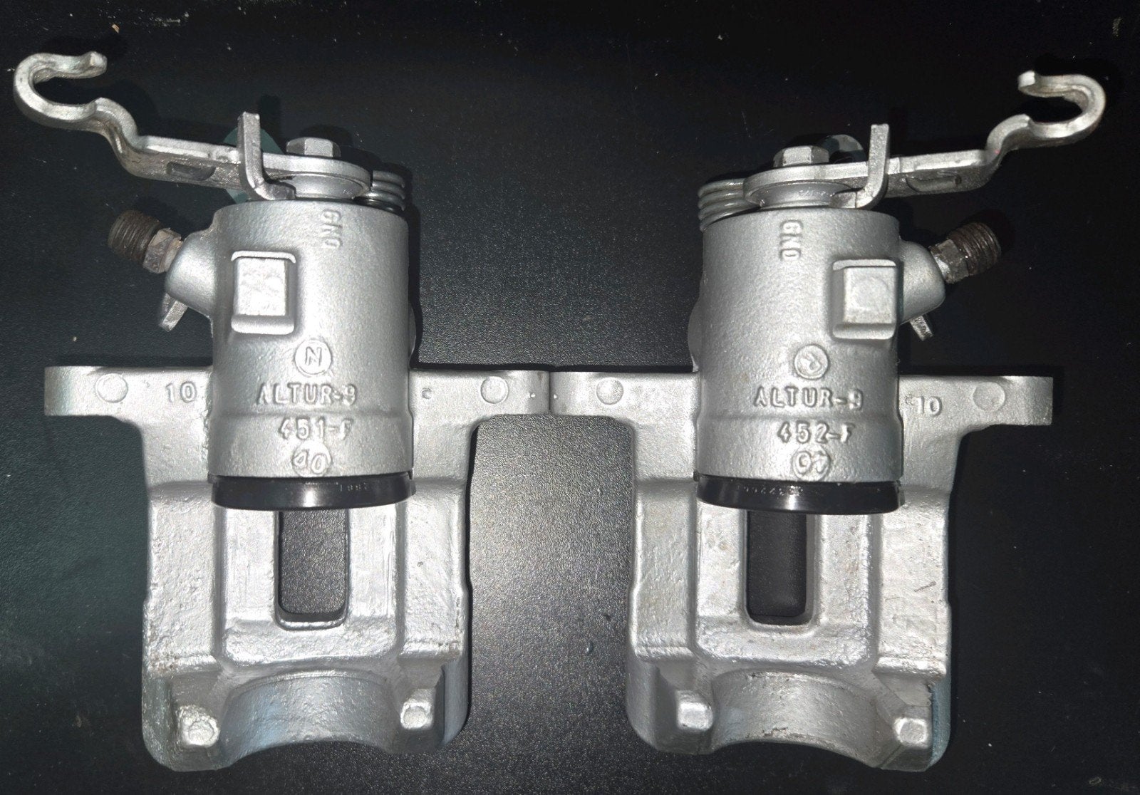 TRW Remklauwen Achter C38 (BHN317 & BHN318) OEM VW Audi, Ophalen of Verzenden, Gereviseerd, Seat