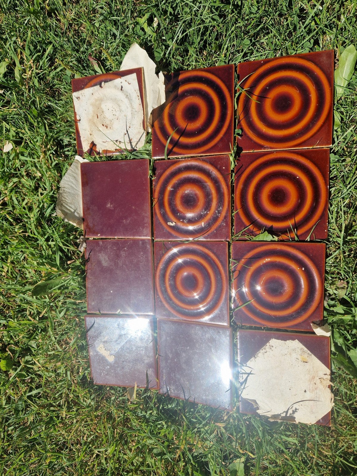 Vintage Bruine Tegels met Spiraalpatroon, Doe-het-zelf en Verbouw, Tegels, Ophalen, Nieuw, Minder dan 20 cm, Minder dan 20 cm