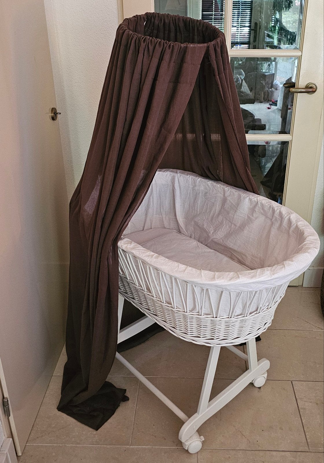 Witte baby wieg bed met hemeltje + 5  inbakerdoeken, Ophalen, Zo goed als nieuw, Wieg