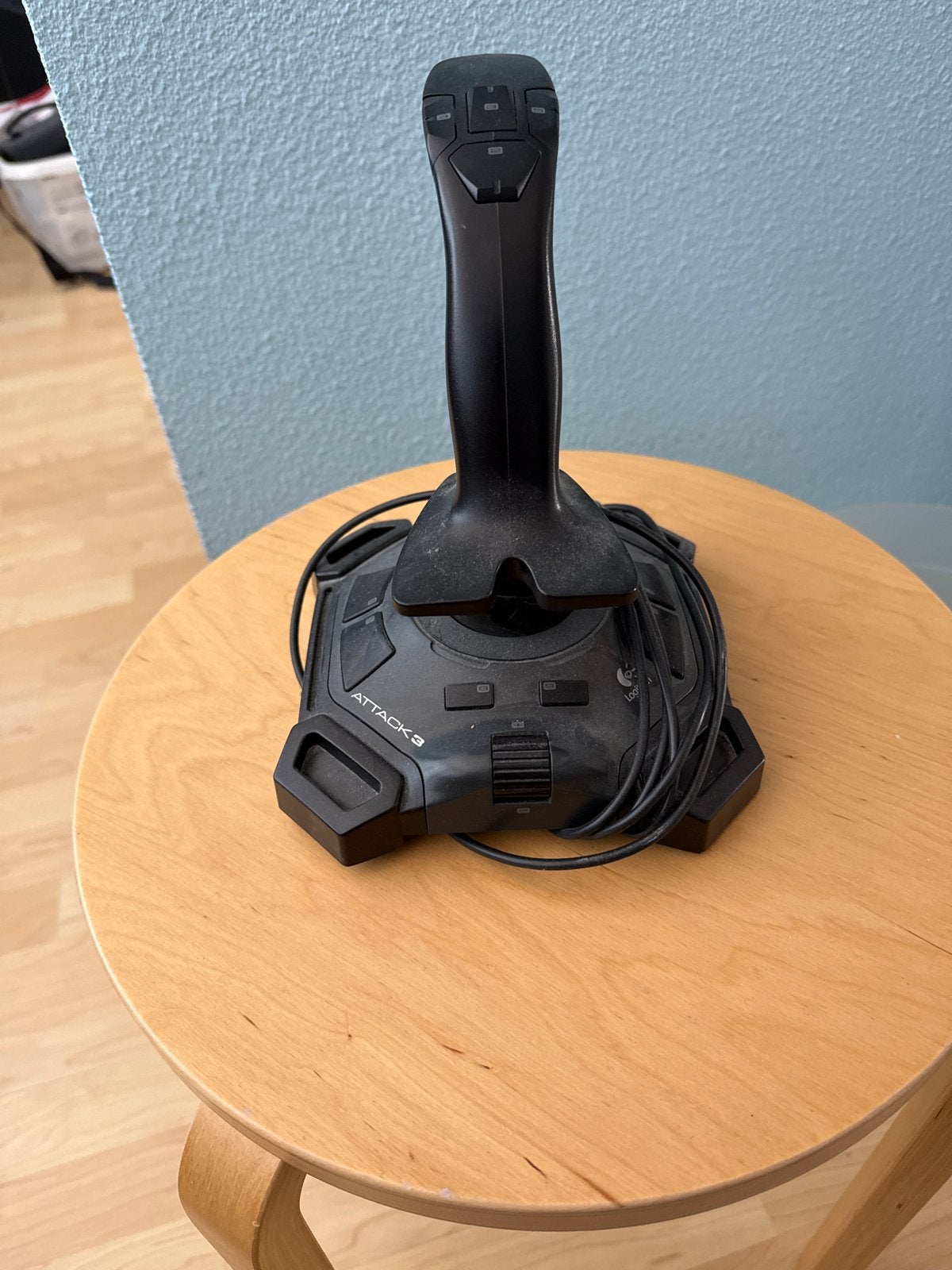 Logitech Attack 3 Joystick - Ideaal voor vluchtsimulatie, Spelcomputers en Games, Ophalen, Gebruikt, 1 speler, Vanaf 7 jaar