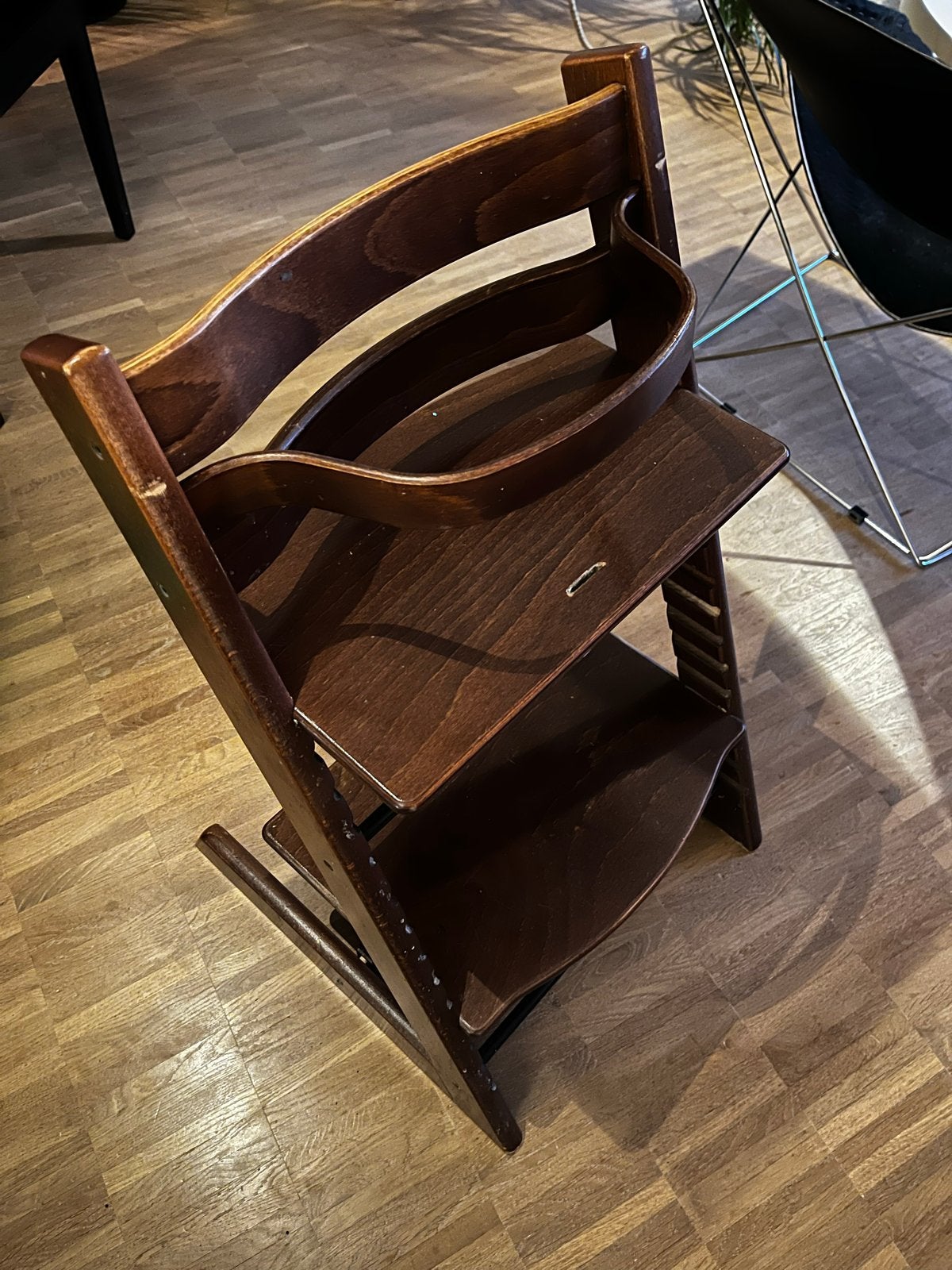 Stokke Tripp Trapp meegroeistoel - Donkerbruin, Ophalen, Gebruikt, Meegroeistoel, Aanschuifbaar