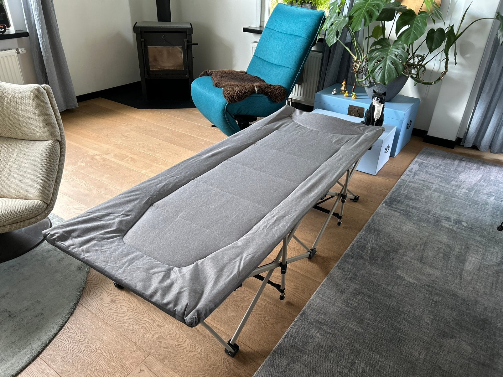 Opklapbaar bed, stretcher, ligbed, Ophalen, Overige materialen, Eenpersoons, Zo goed als nieuw