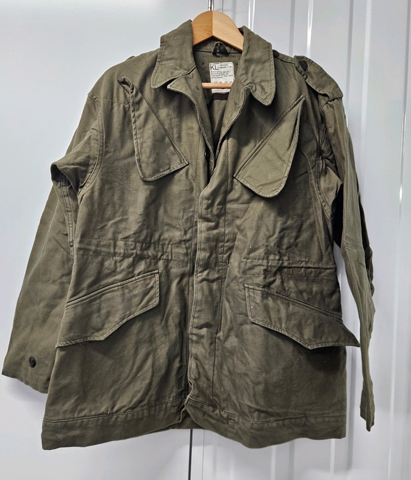 KL gevechtsjas maat 88-92 uit 1984, Verzamelen, Ophalen of Verzenden, Landmacht, Nederland, Kleding of Schoenen