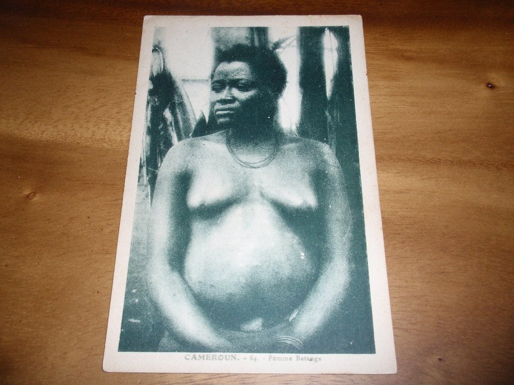 Vrouw  Femme Batanga Afrika Kameroen Etnografie Naakt, Verzamelen, Verzenden, 1920 tot 1940, Ongelopen, Cultuur en Media