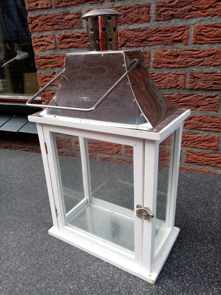 Leuke lantaarn, Ophalen, Hout