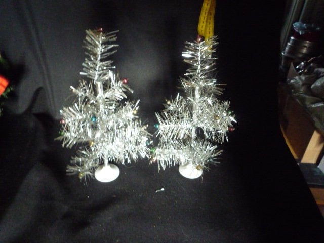 2 oude tinsel kerstboompjes 24 cm jaren 50-60, Ophalen of Verzenden, Gebruikt