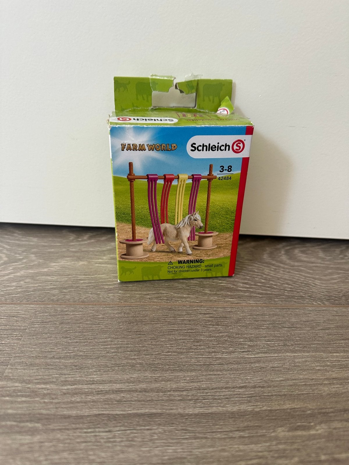 Schleich Farm World Pony met hindernisbaan (42484), Ophalen of Verzenden, Zo goed als nieuw, Jongen of Meisje