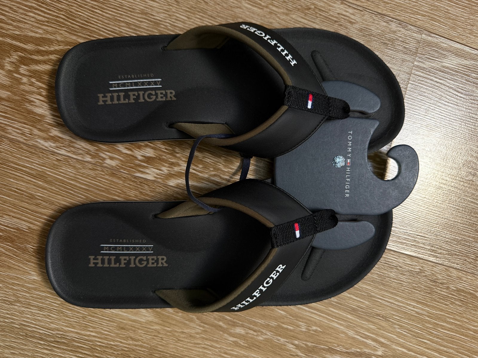 Tommy Hilfiger slippers size 41, Slippers, Blauw, Nieuw, Ophalen of Verzenden