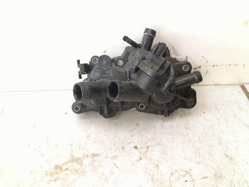Thermostaathuis E-tron Volkswagen Golf VII (AUA) 04e121042L, Auto-onderdelen, Gebruikt, Volkswagen, Volkswagen AG, Kundenbetreuung@volkswagen.de