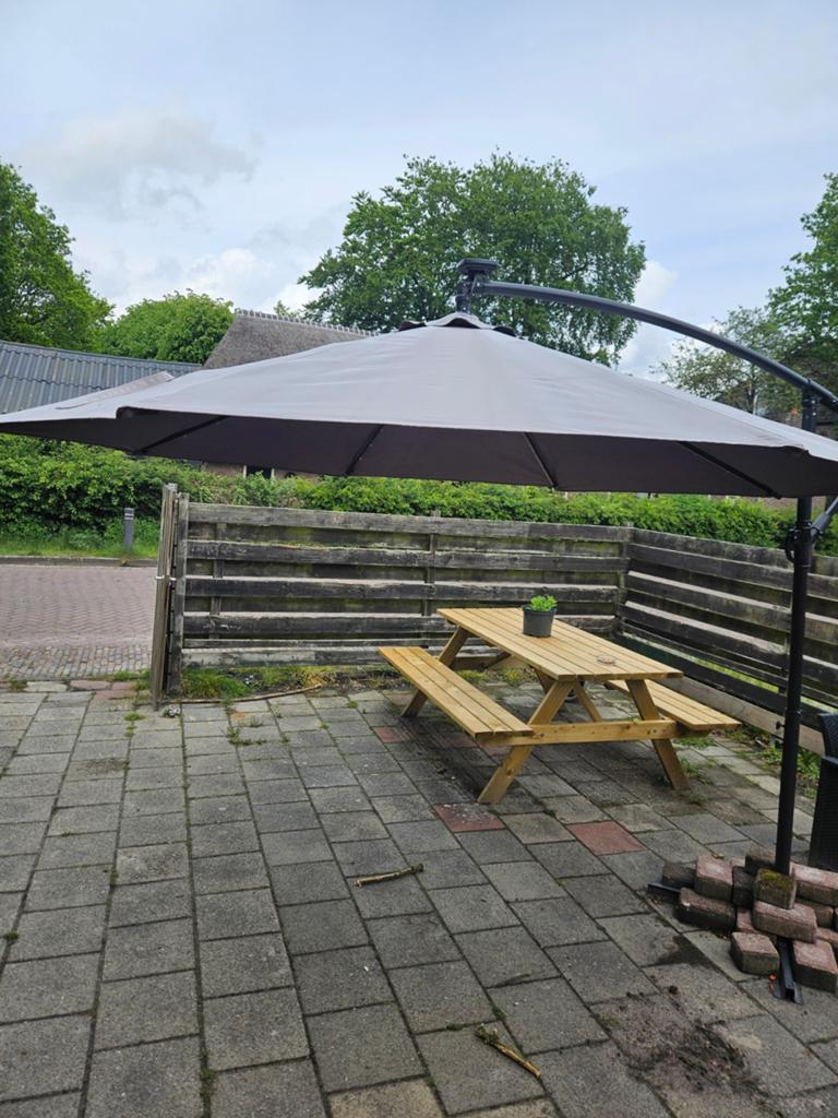 Zweefparasol met led verlichting, Ophalen of Verzenden, Minder dan 5 meter