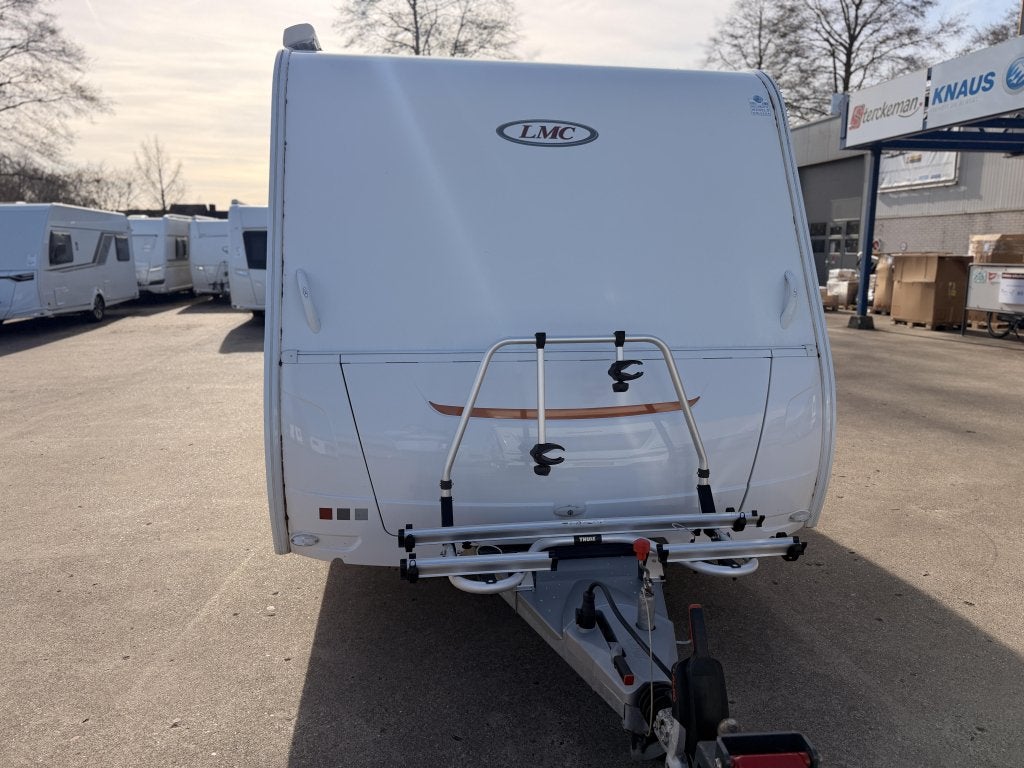 LMC Style 410 D Mover + Luifel + Fietsendrager + Voortent, Tot en met 2, Schokbreker, Bedrijf, Treinzit