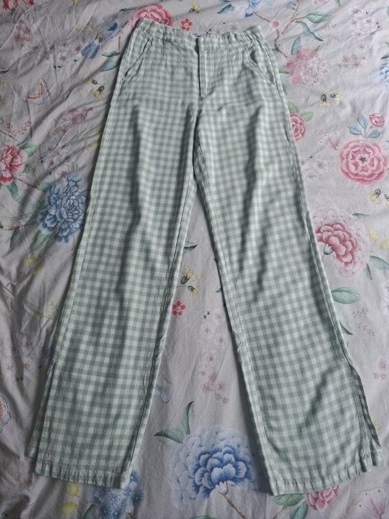 Bershka Super leuke groen/wit geruite broek ~ Maat S, Zo goed als nieuw, Maat 36 (S), Lang, Groen