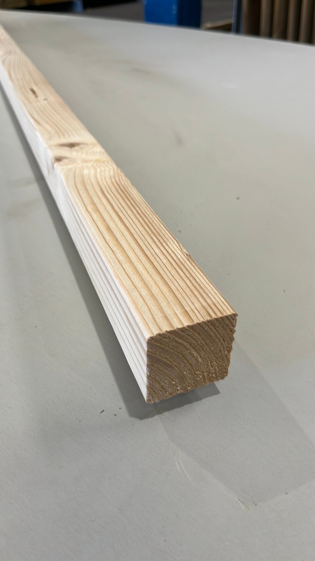 Vuren regel 45 x 45 van 3 meter, Ophalen of Verzenden, Zo goed als nieuw, 250 cm of meer, Balken