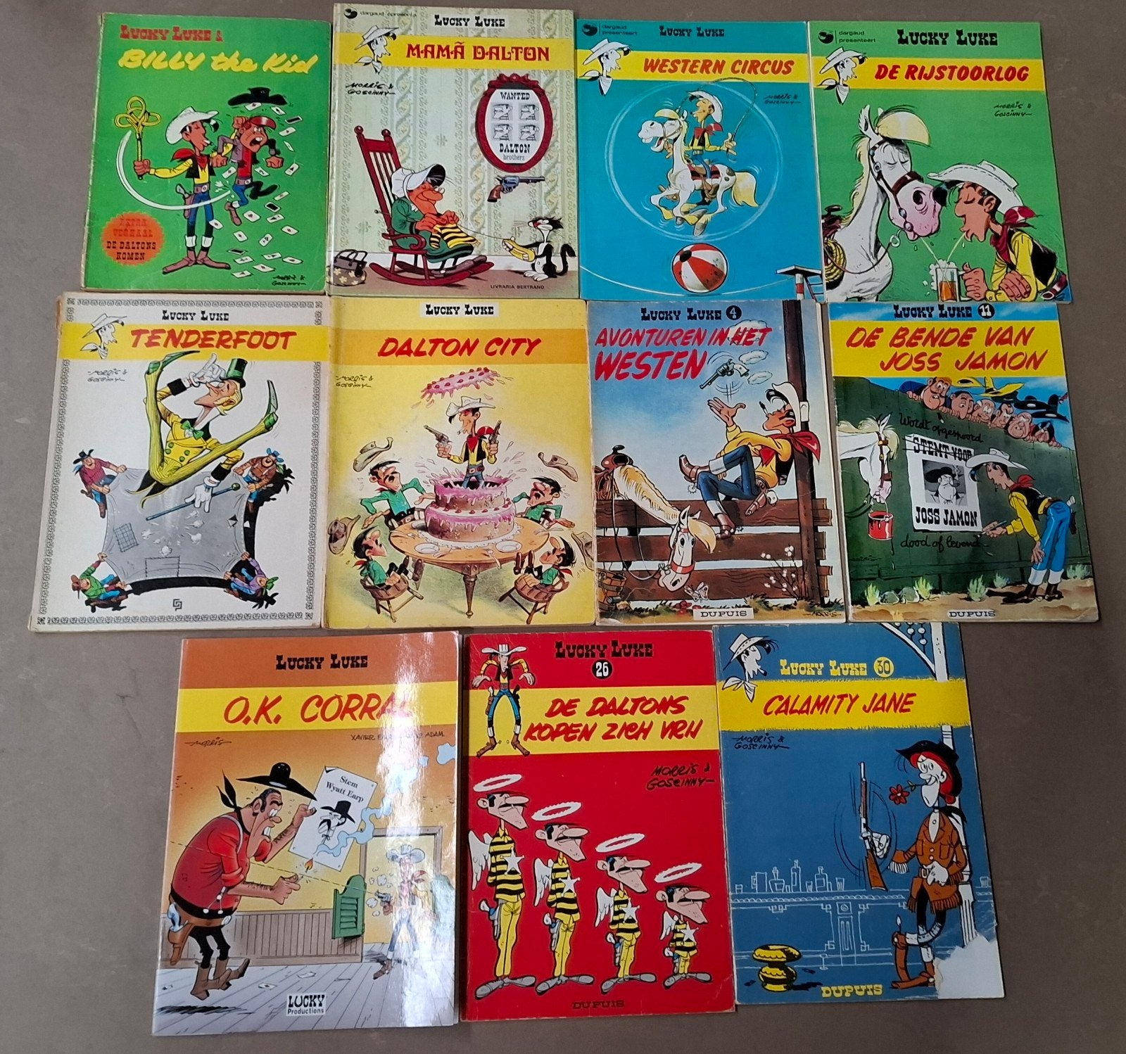 9 x Lucky Luke + 1 x LL & Billy the kid + Spaanse uitgave LL, Meerdere stripboeken, Ophalen of Verzenden, Gelezen, Morris & Goscinny