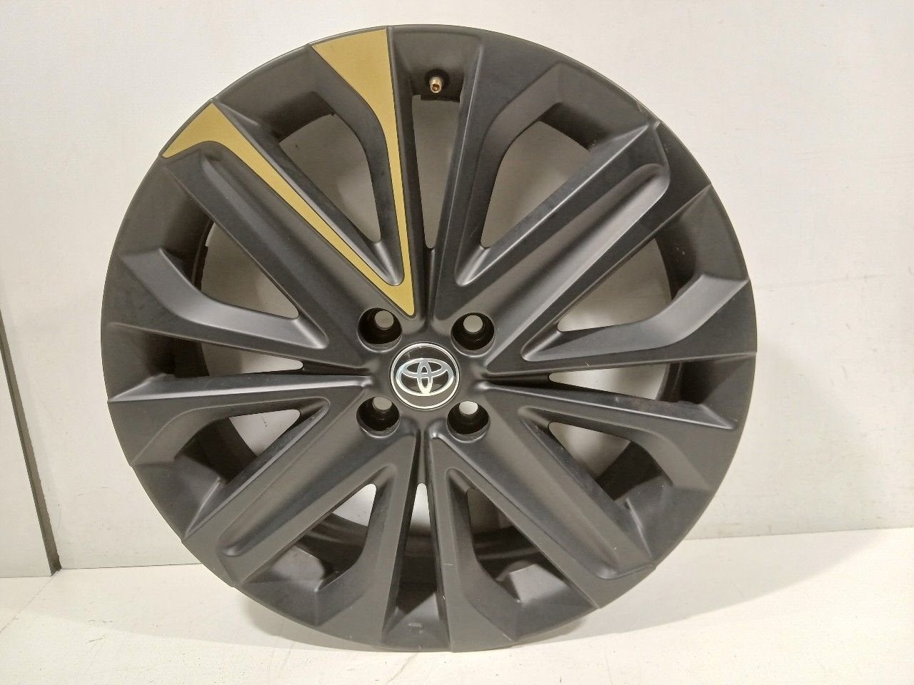 Velg Toyota Aygo, Van der Ven Autorecycling B.V., Gebruikt, Ettenseweg 76, 4706 PB Roosendaal, The Netherlands, Ophalen of Verzenden