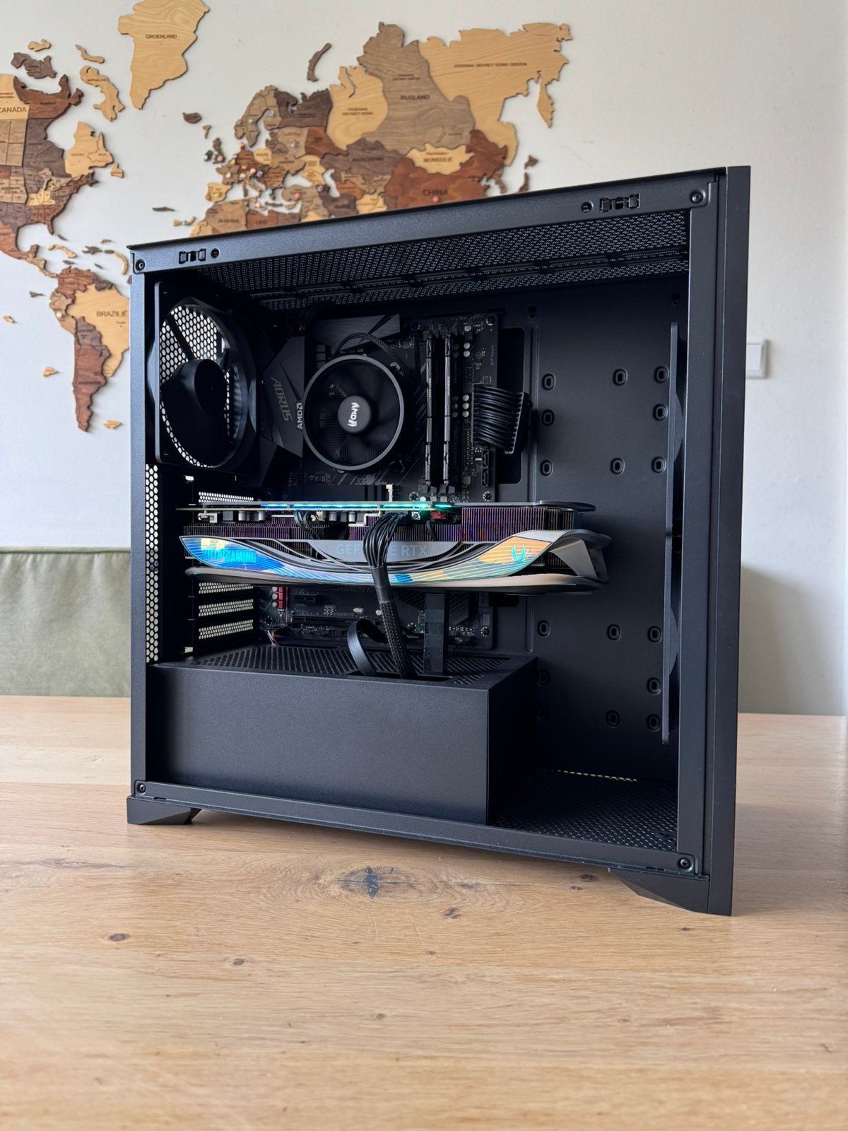 Krachtige Game PC | RTX 4070 Ti | Ryzen 5 5600 | 1TB SSD, Computers en Software, Desktop Pc's, Zo goed als nieuw, 4 Ghz of meer