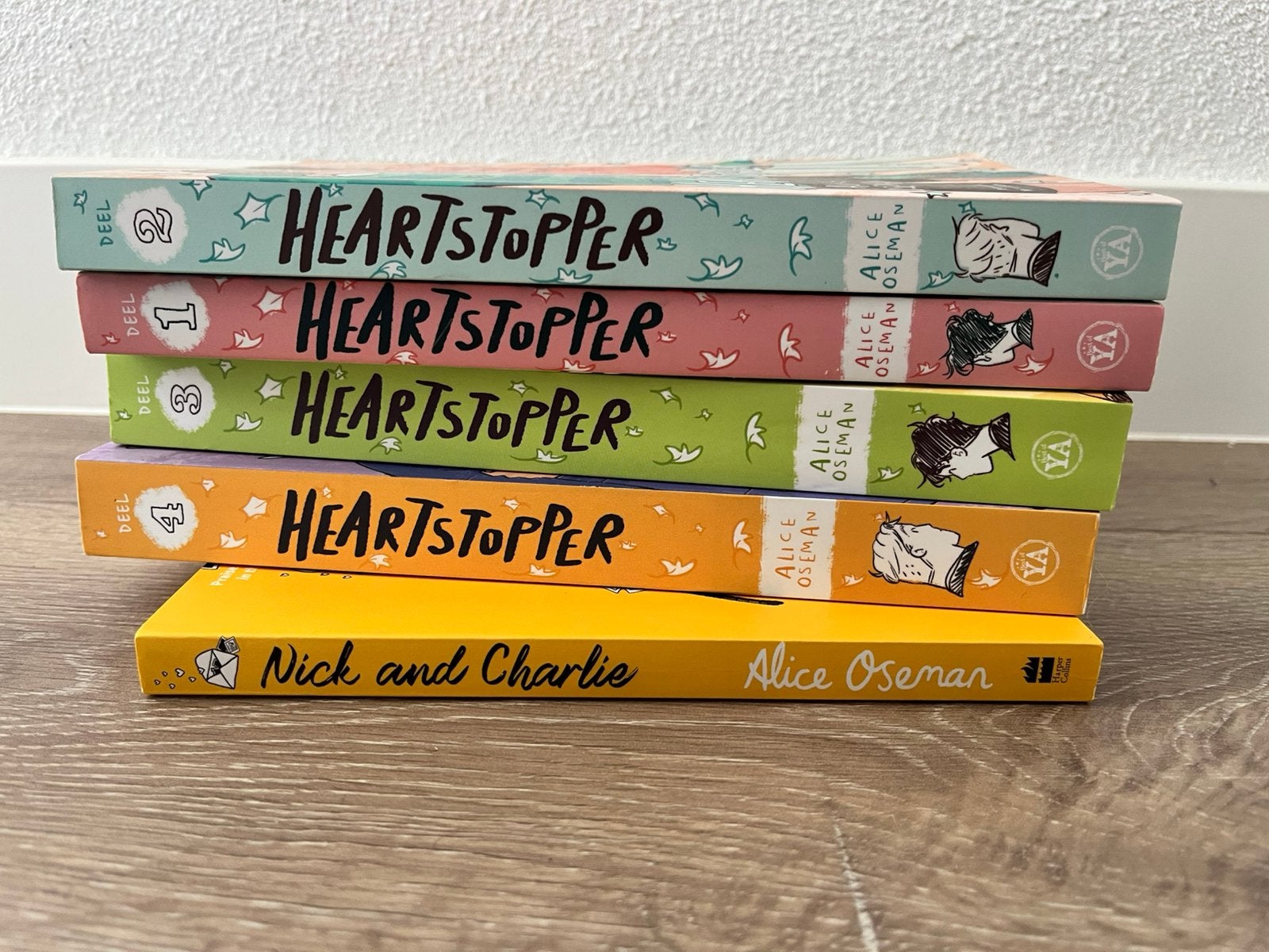 Heartstopper boeken, Meerdere comics, Ophalen, Zo goed als nieuw, Europa