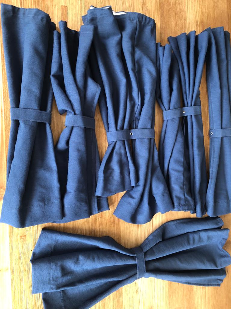 Blauwe gordijnen voor (Eriba) caravan, Caravans en Kamperen, Caravan accessoires, Ophalen of Verzenden, Gebruikt