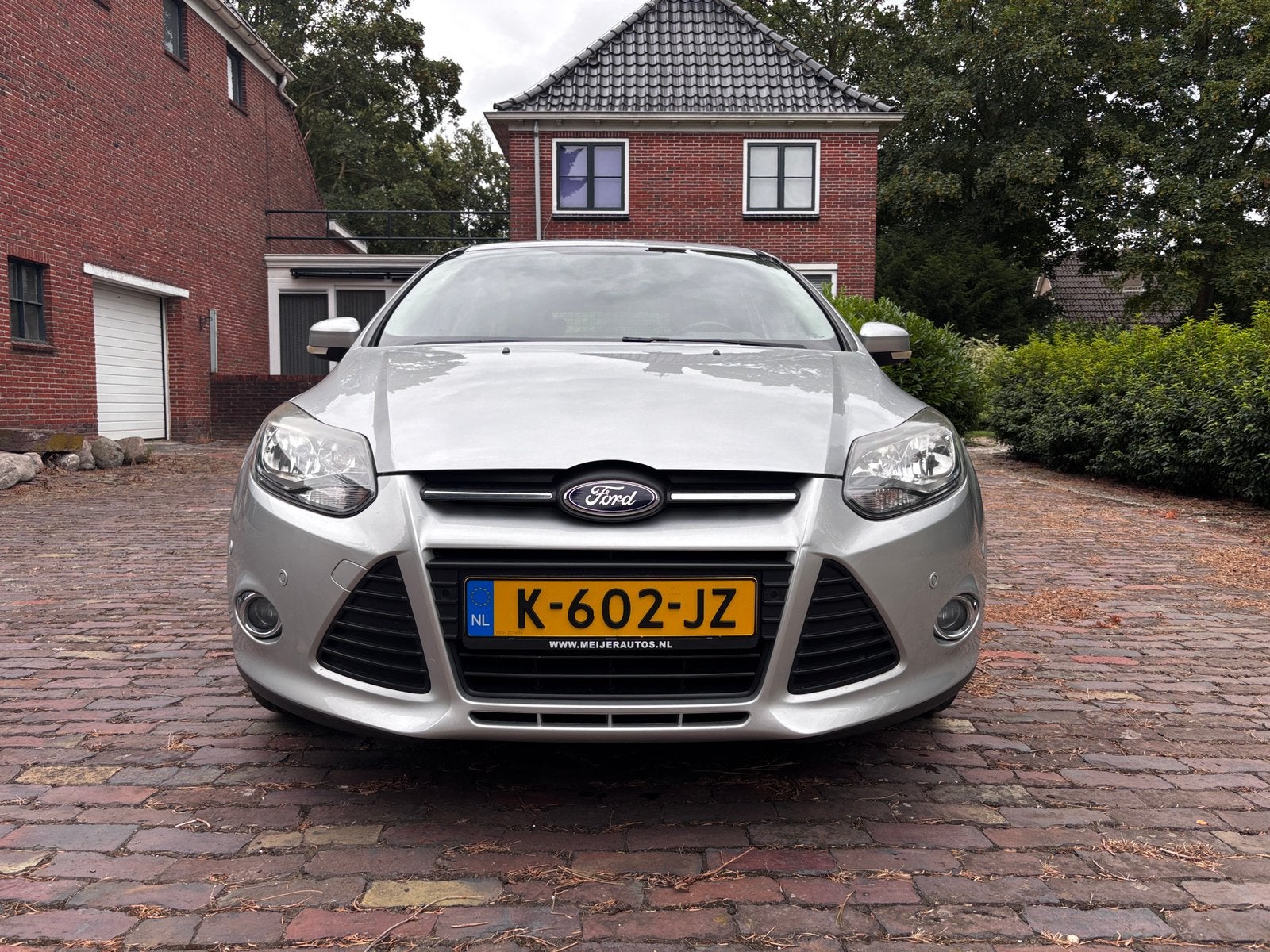 Ford Focus 1.0 Ecoboost 92KW Wagon 2012 Grijs, 125 pk, Zwart, Handgeschakeld, 1216 kg