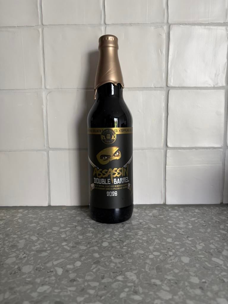 US stout bier Toppling Assassin Double Barrel 2026, Ophalen of Verzenden, Zo goed als nieuw, Flesje(s), Overige merken