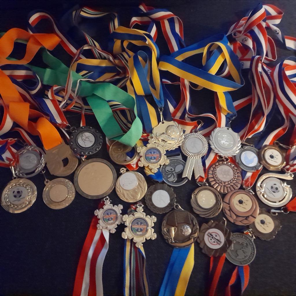 Diverse sportmedailles en herinneringsmedailles, Ophalen of Verzenden, Overige materialen, Nederland