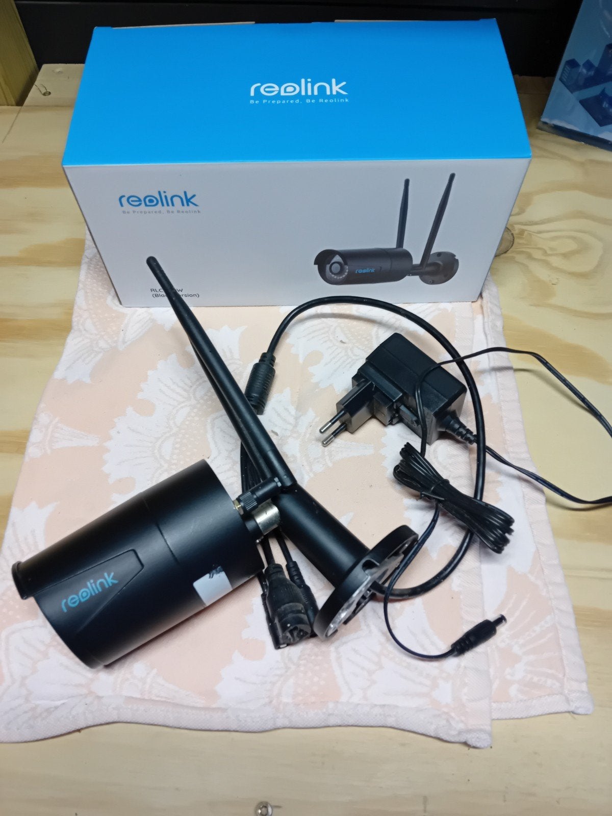 Reolink RLC-410W WiFi IP Beveiligingscamera, Ophalen of Verzenden, Gebruikt, Buitencamera