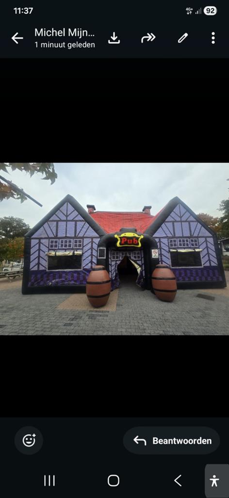 Te koop mooie oktober tent, Hobby en Vrije tijd, Feestartikelen | Verhuur, Ophalen of Verzenden, Zo goed als nieuw