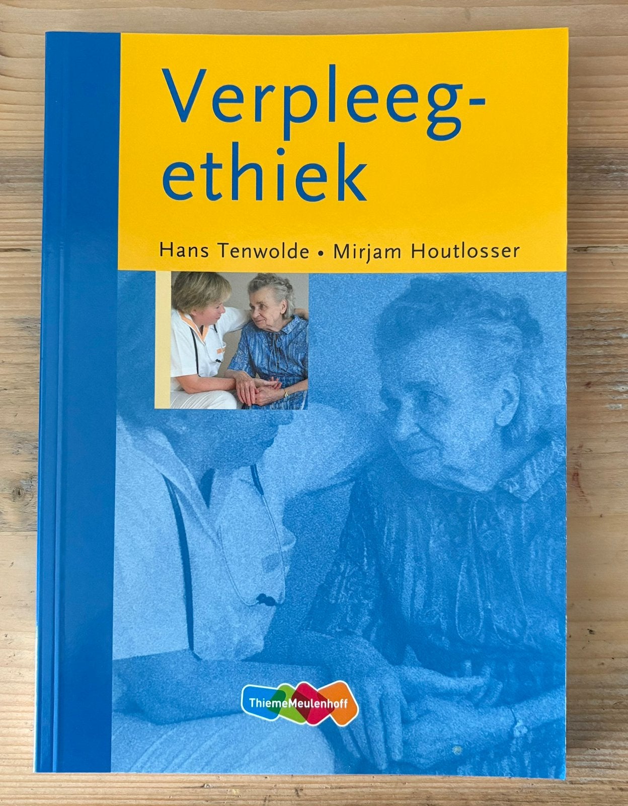 M. Houtlosser - Verpleegethiek, Boeken, Ophalen of Verzenden, Zo goed als nieuw, HBO, M. Houtlosser; H. Tenwolde