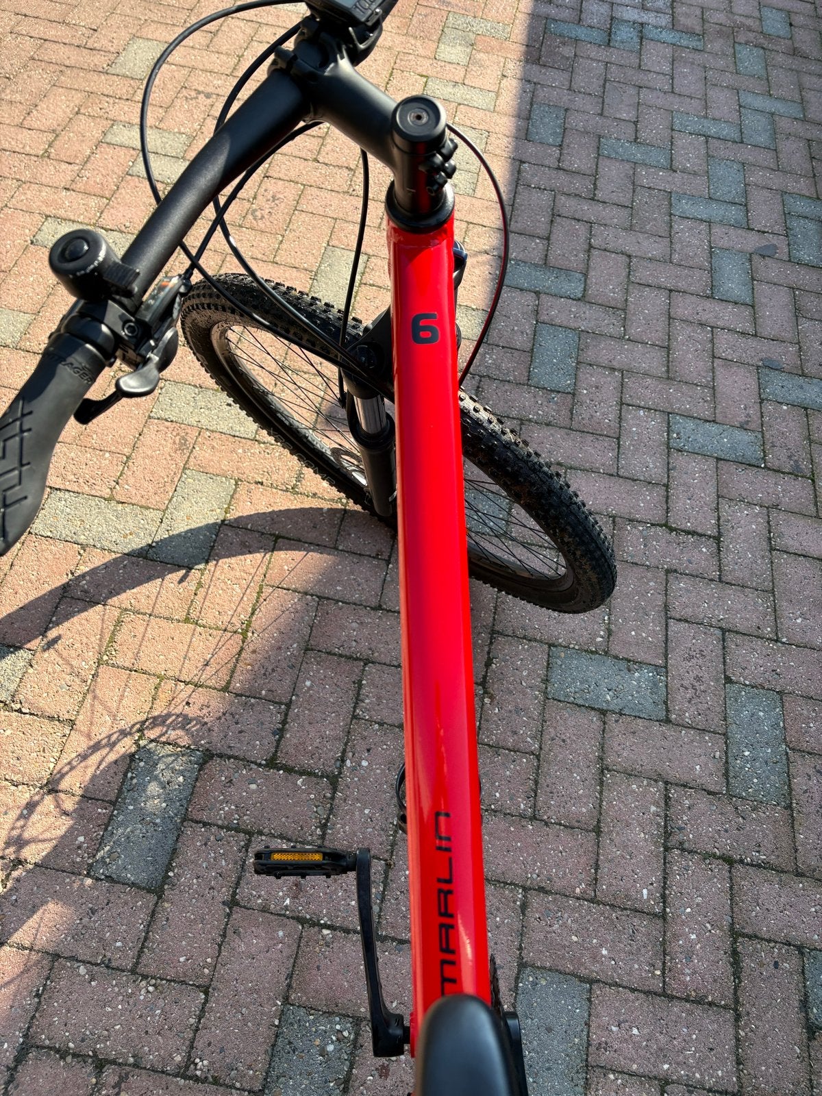 Trek Marlin 6 Mountainbike - Zo goed als nieuw, Fietsen en Brommers, 28 inch, Vering, Zo goed als nieuw, Meer dan 20 versnellingen